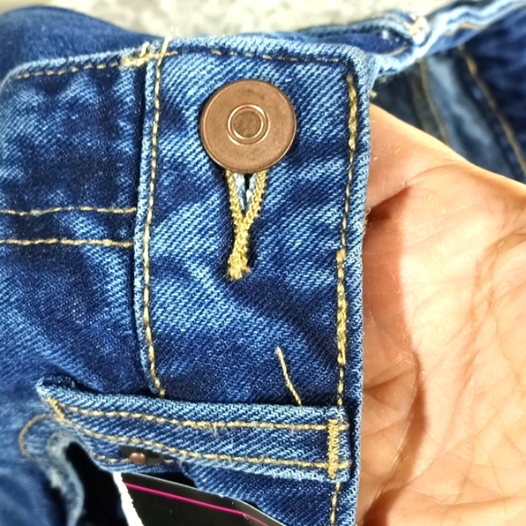 NWT No Boundaries Jean Shorts 100% Cotton Siz 7 - Picture 9 of 13